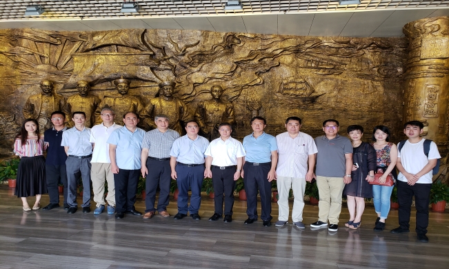 北冰院長(zhǎng)受邀赴福建開展“關(guān)于實(shí)施動(dòng)力變革，促進(jìn)我省高質(zhì)量發(fā)展的建議”重點(diǎn)課題調(diào)研